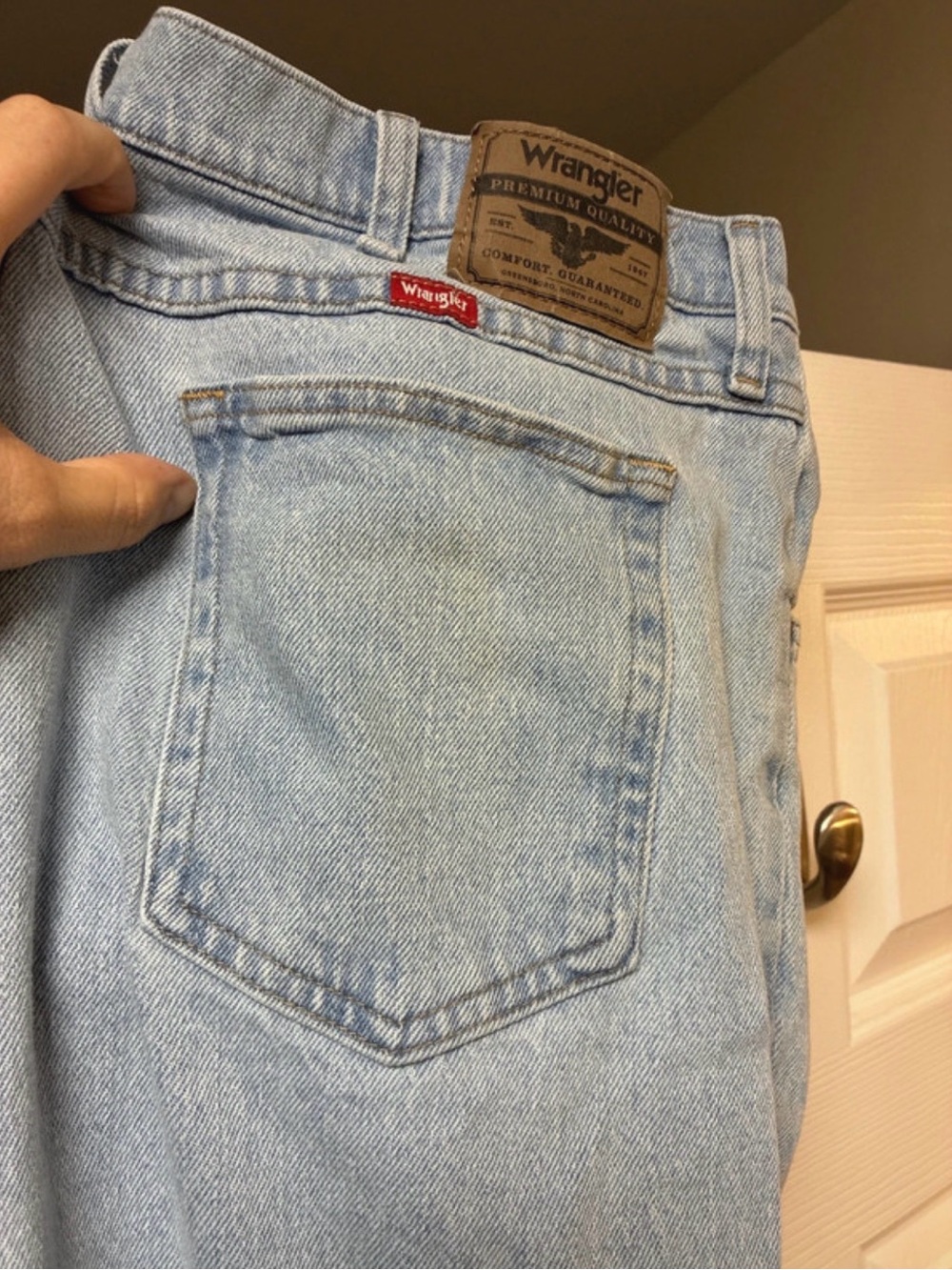 Wrangler Light Blue High-Rise Straight 40x32 Jeans